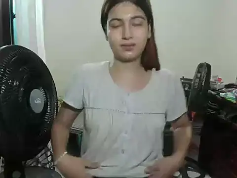 Snapshot of Mirage_Sertori chatting on 11/21/25, 09:57 Mirage Sertori online show from 11/21/25, 09:57