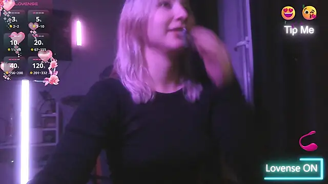 ChristinaFivePlus online show from 10/05/25, 07:12