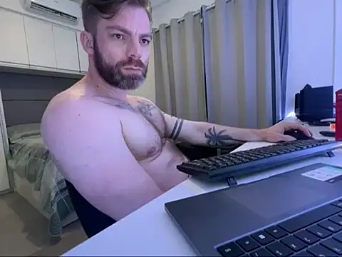 Snapshot of MBORASOVISK chatting on 10/10/25, 03:05 MBORASOVISK online show from 10/10/25, 03:05