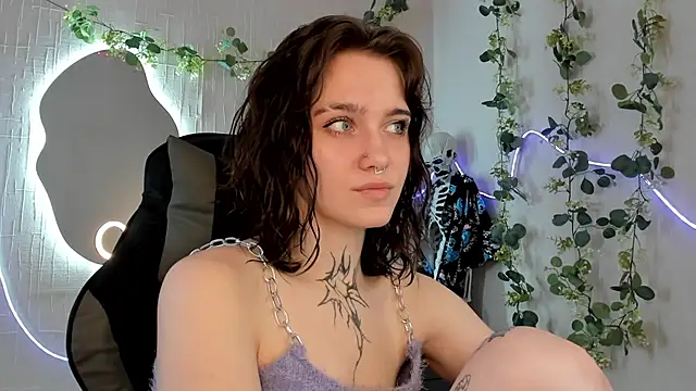 Elastikisss online show from 04/23/26, 06:25