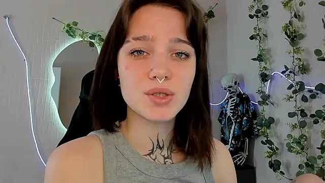 Elastikisss online show from 04/25/26, 08:17