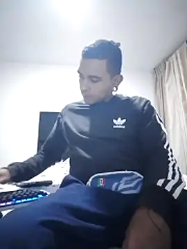 Carlandelli1 online show from 11/12/25, 03:40