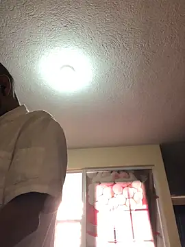 Snapshot of ormike007 chatting on 01/06/26, 10:23 ormike007 online show from 01/06/26, 10:23