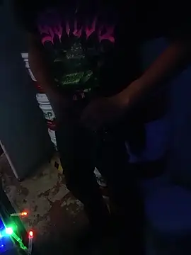 HungHangup online show from 10/10/25, 02:27