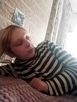 Ponka2011 online show from 10/26/25, 06:19