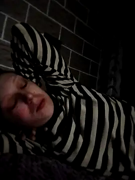 Ponka2011 online show from 11/09/25, 01:04