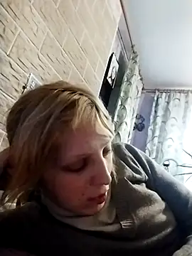 Ponka2011 online show from 12/17/25, 06:30