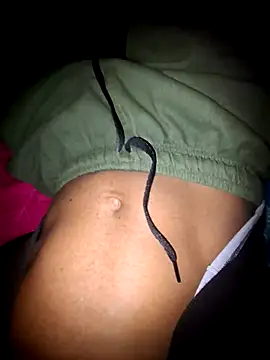 Snapshot of Daiv69x chatting on 09/30/25, 10:20 Daiv69x online show from 09/30/25, 10:20