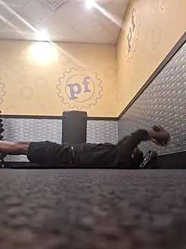 214KingLonggg online show from 02/08/26, 11:08