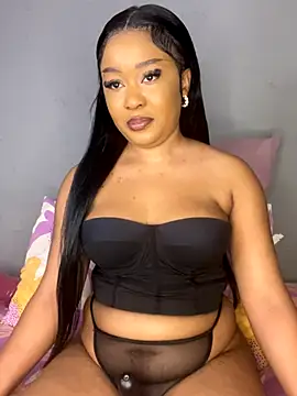 Snapshot of BlackBarbieX23 chatting on 09/30/25, 08:47 BlackBarbieX23 online show from 09/30/25, 08:47