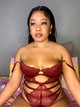 Snapshot of BlackBarbieX23 chatting on 10/08/25, 05:43 BlackBarbieX23 online show from 10/08/25, 05:43