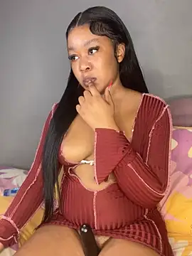 Snapshot of BlackBarbieX23 chatting on 10/13/25, 09:04 BlackBarbieX23 online show from 10/13/25, 09:04