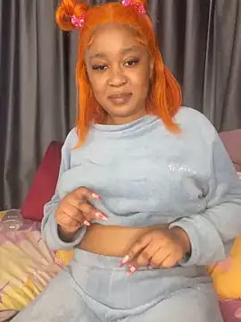 Snapshot of BlackBarbieX23 chatting on 11/16/25, 11:27 BlackBarbieX23 online show from 11/16/25, 11:27