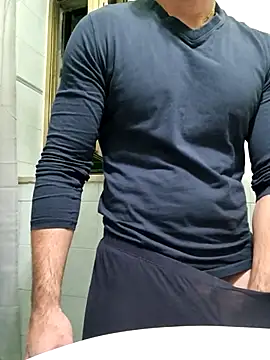 Snapshot of giovan2020 chatting on 11/20/25, 09:47 giovan2020 online show from 11/20/25, 09:47