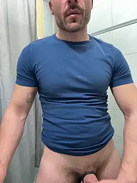 Snapshot of giovan2020 chatting on 03/03/26, 12:17 giovan2020 online show from 03/03/26, 12:17