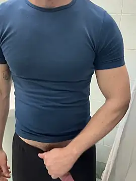 giovan2020 online show from 04/03/26, 08:51