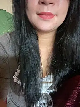 violet-00 online show from 09/26/25, 02:04