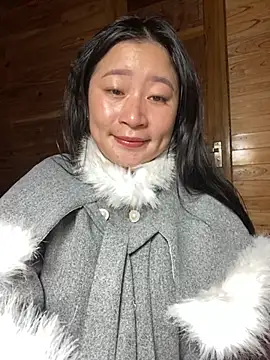 violet-00 online show from 11/26/25, 01:45