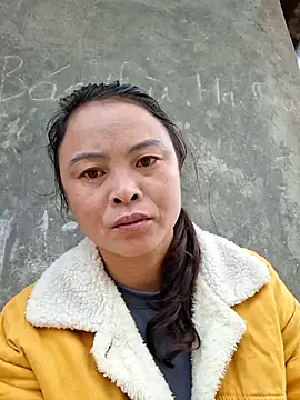 xuxulovezz online show from 11/06/25, 12:44