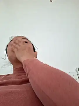 xuxulovezz online show from 11/20/25, 04:56