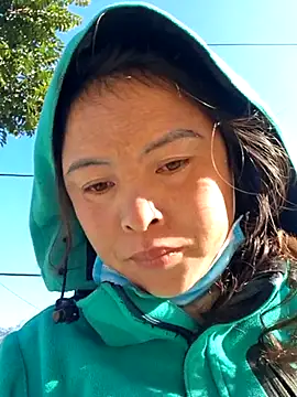 xuxulovezz online show from 11/25/25, 12:54