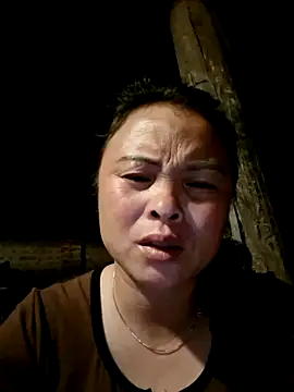 xuxulovezz online show from 02/27/26, 12:05