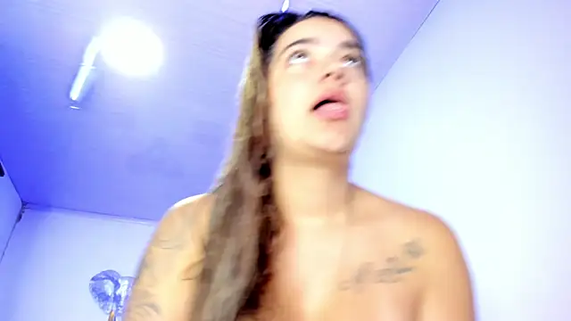 sofia salie online show from 10/16/25, 01:01