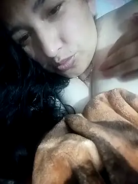 rossiteylor online show from 04/28/26, 10:42