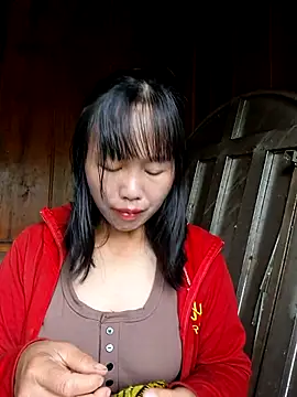 helenzz online show from 09/23/25, 12:46