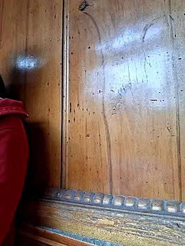 helenzz online show from 10/31/25, 12:33