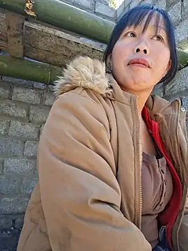 helenzz online show from 11/29/25, 05:43