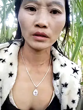 abigail-00 online show from 11/28/25, 09:01