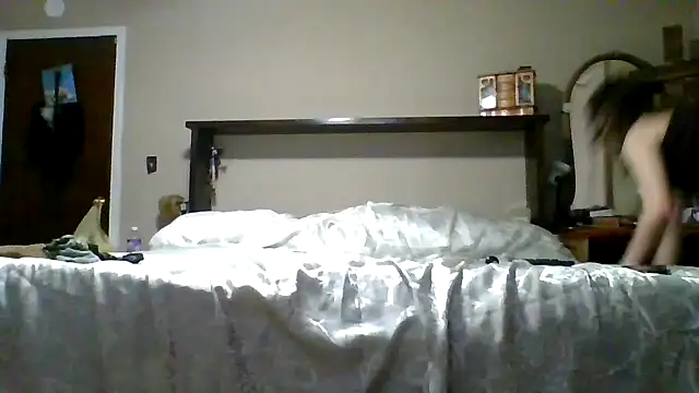 Snapshot of brunettebabexo3 chatting on 11/26/25, 03:18 brunettebabexo3 online show from 11/26/25, 03:18