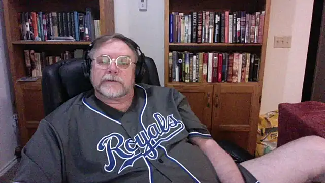 Vinyl22xh online show from 03/15/26, 05:02