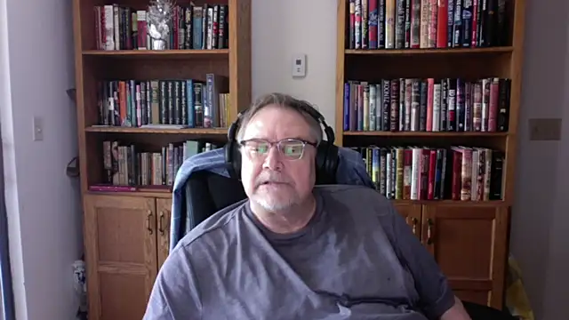 Vinyl22xh online show from 04/16/26, 10:01