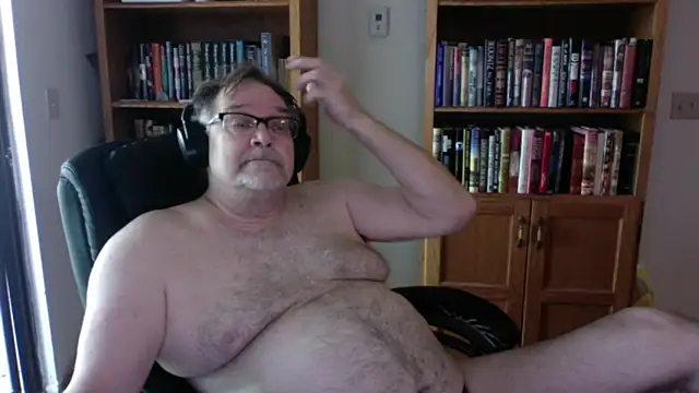 Vinyl22xh online show from 04/21/26, 04:23