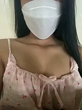 Linh247380 online show from 09/26/25, 02:15