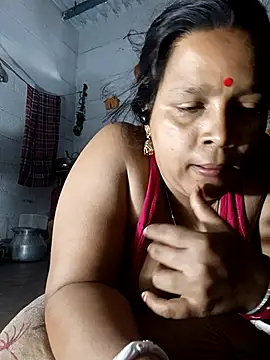 reya743 online show from 09/25/25, 05:44