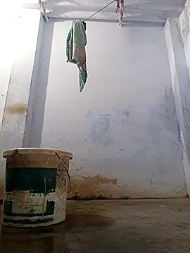 reya743 online show from 10/09/25, 02:09