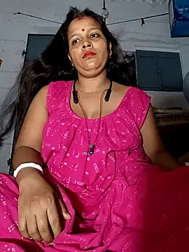 reya743 online show from 10/27/25, 04:33