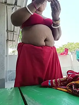 reya743 online show from 02/09/26, 07:23