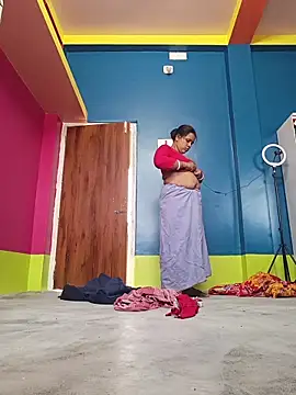 reya743 online show from 02/27/26, 08:58