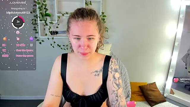 Elsie Cutties online show from 11/15/25, 12:30