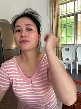 Snapshot of aoyo66 chatting on 09/25/25, 11:30 aoyo66 online show from 09/25/25, 11:30