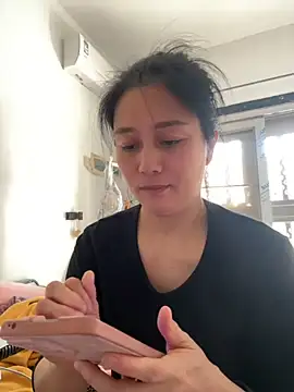 Snapshot of aoyo66 chatting on 11/07/25, 01:16 aoyo66 online show from 11/07/25, 01:16