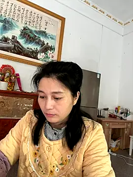 Snapshot of aoyo66 chatting on 11/16/25, 11:43 aoyo66 online show from 11/16/25, 11:43