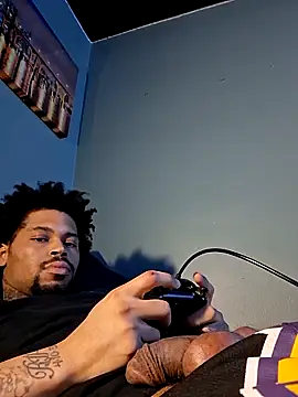 Snapshot of Painstickwes chatting on 02/05/26, 02:05 Painstickwes online show from 02/05/26, 02:05