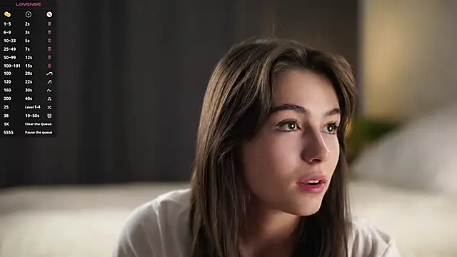 LettySlovacek online show from 11/08/25, 05:18