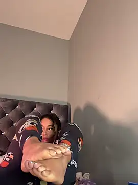 Snapshot of OliviaAshhh chatting on 11/20/25, 10:42 OliviaAshhh online show from 11/20/25, 10:42