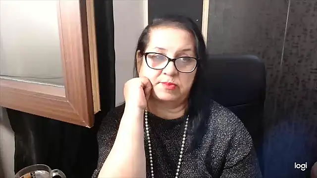 MissSanjanne online show from 09/19/25, 08:42